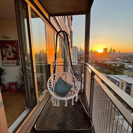 Whitechapel Two Bedroom Luxury Apartment - Free Private Parking - City Views London Exterior photo